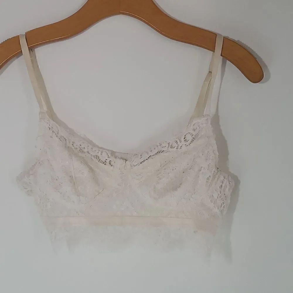 Iris Lacy White Bralette Wirefree Size L